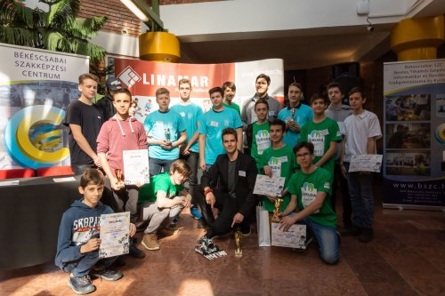 III. BSZC Nemes-Linamar Országos Robotverseny - Csoportkép